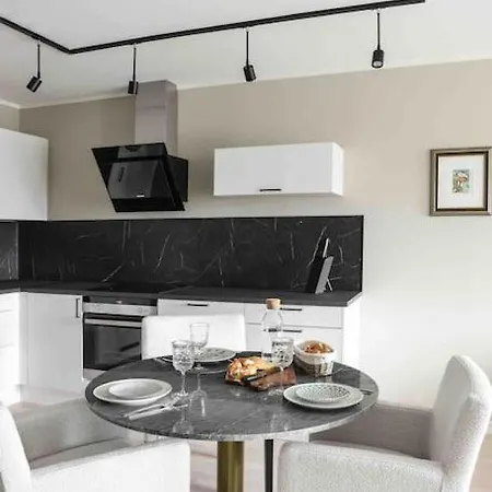 Nyleilighet Midt I Sentrum Apartment Leknes