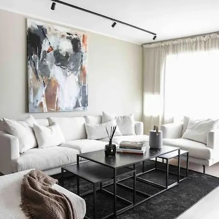 Nyleilighet Midt I Sentrum Leknes