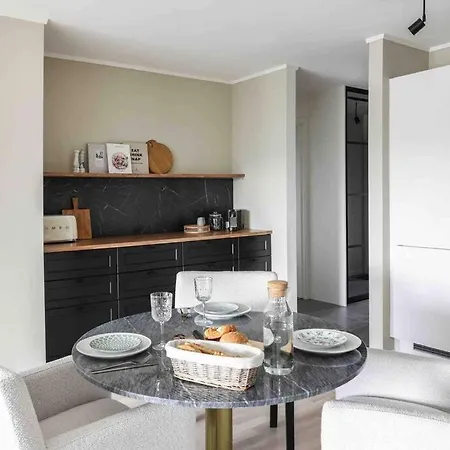 Nyleilighet Midt I Sentrum Leilighet Leknes