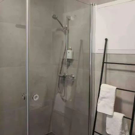 Nyleilighet Midt I Sentrum