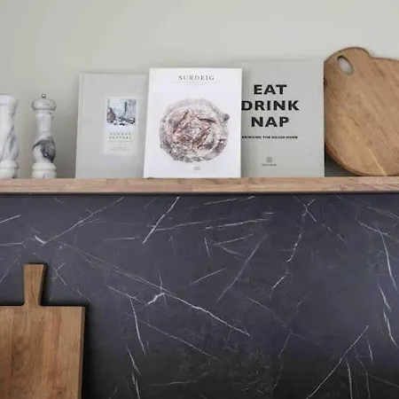 Nyleilighet Midt I Sentrum Apartamento *